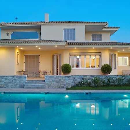 Dh Epavlis 別荘